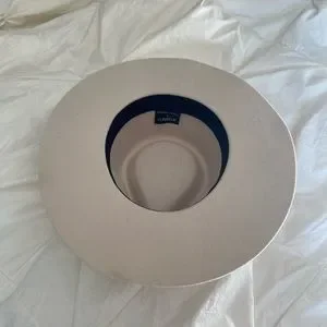 Teressa Foglia | Accessories | Teressa Foglia X Curateur Hat  display picture 1